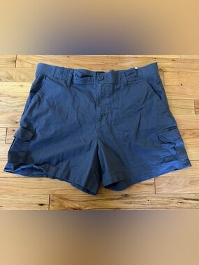 Lee Women's Navy Flat-Front Shorts